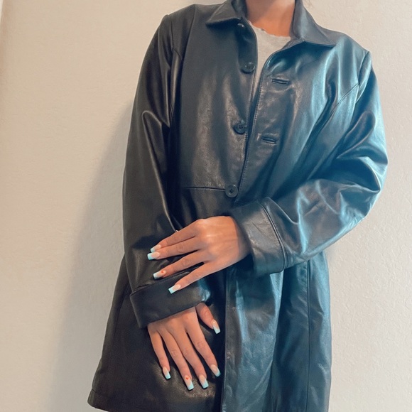 Leather jacket - Picture 6 of 7